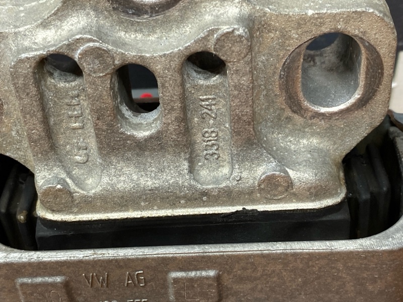 подушка двигателя, 3500 рублей, Красноярск