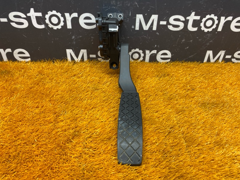 педаль газа, 500 рублей, Красноярск