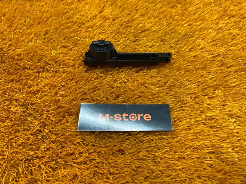 Амортизатор бардачка, 640 рублей, Красноярск