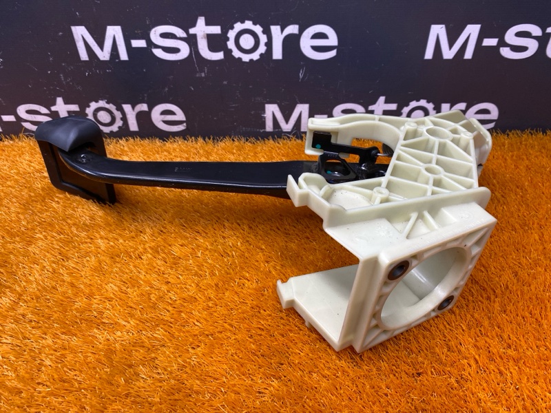 педаль тормоза, 480 рублей, Красноярск