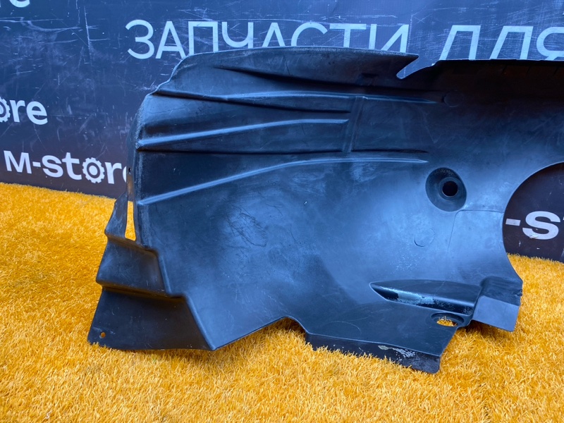 подкрылок, 8300 рублей, Красноярск