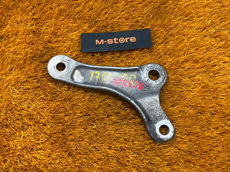 Кронштейн стойки стабилизатора, 300 рублей, Красноярск