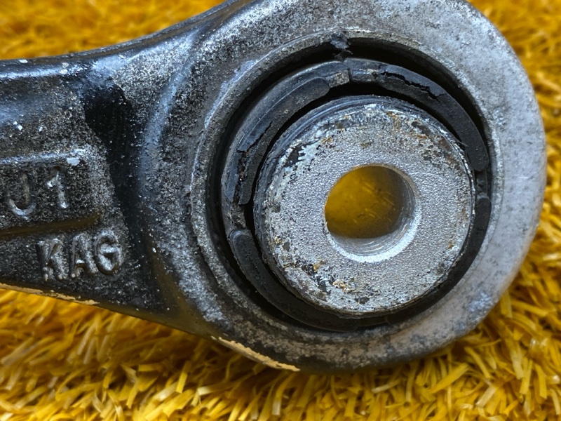 Рычаг подвески верхний, 1000 рублей, Красноярск