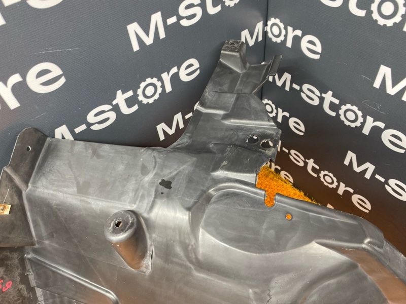 подкрылок, 1000 рублей, Красноярск