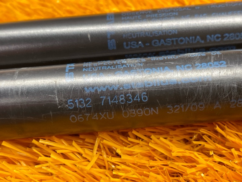 амортизатор капота, 500 рублей, Красноярск