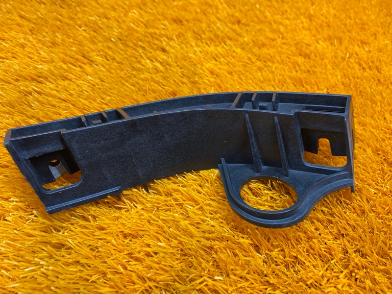 крепление бампера, 1000 рублей, Красноярск