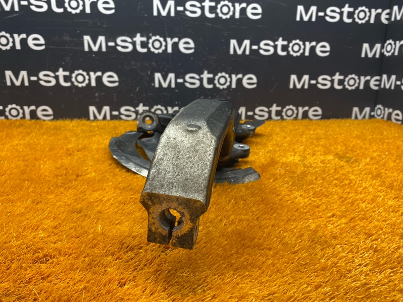 кулак поворотный, 4000 рублей, Красноярск