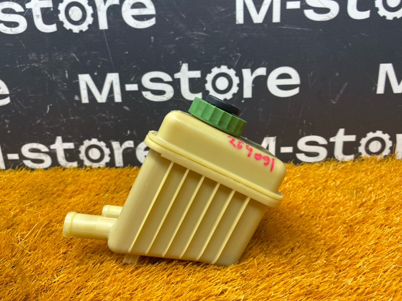 бачок гидроусилителя, 500 рублей, Красноярск