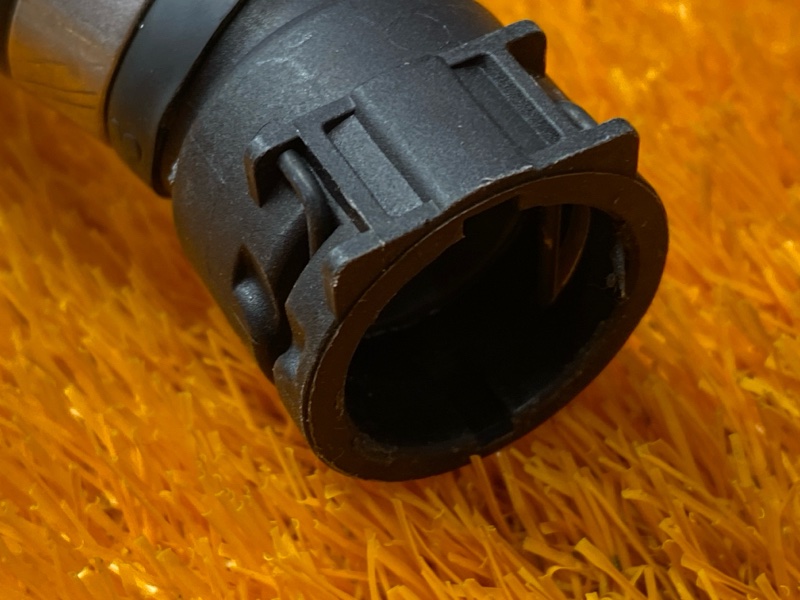 Патрубок системы охлаждения, 3330 рублей, Красноярск