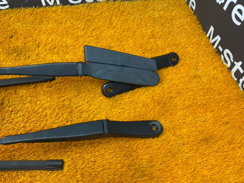 поводок стеклоочистителя, 1430 рублей, Красноярск