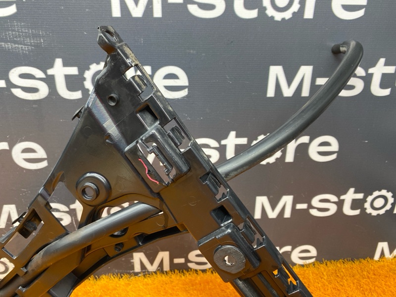 крепление бампера, 760 рублей, Красноярск