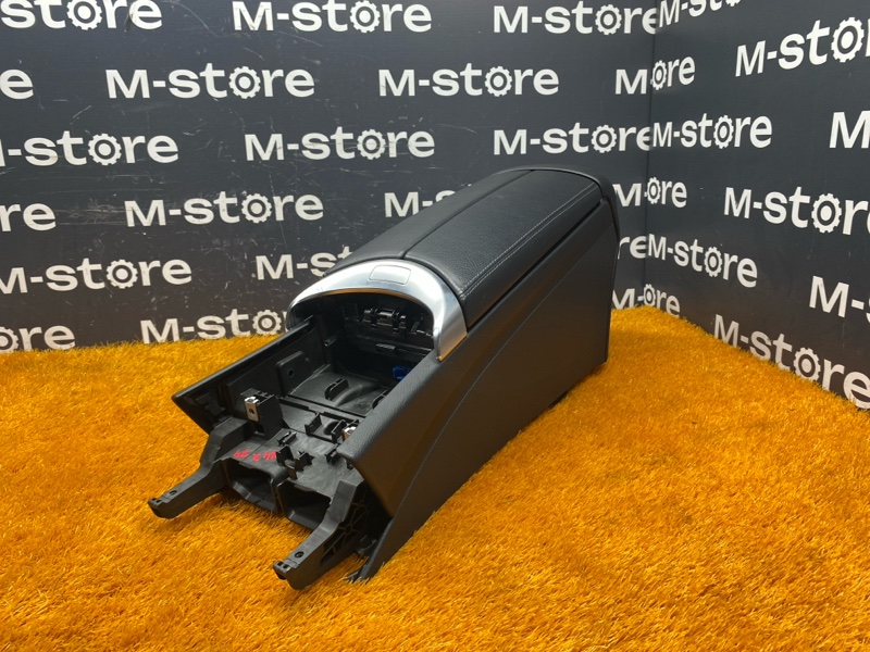 подлокотник, 6720 рублей, Красноярск