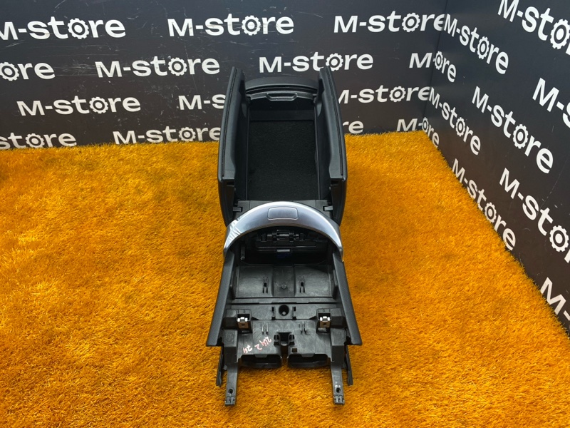 подлокотник, 6720 рублей, Красноярск