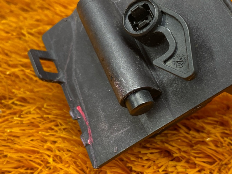 Замок лючка бензобака, 950 рублей, Красноярск