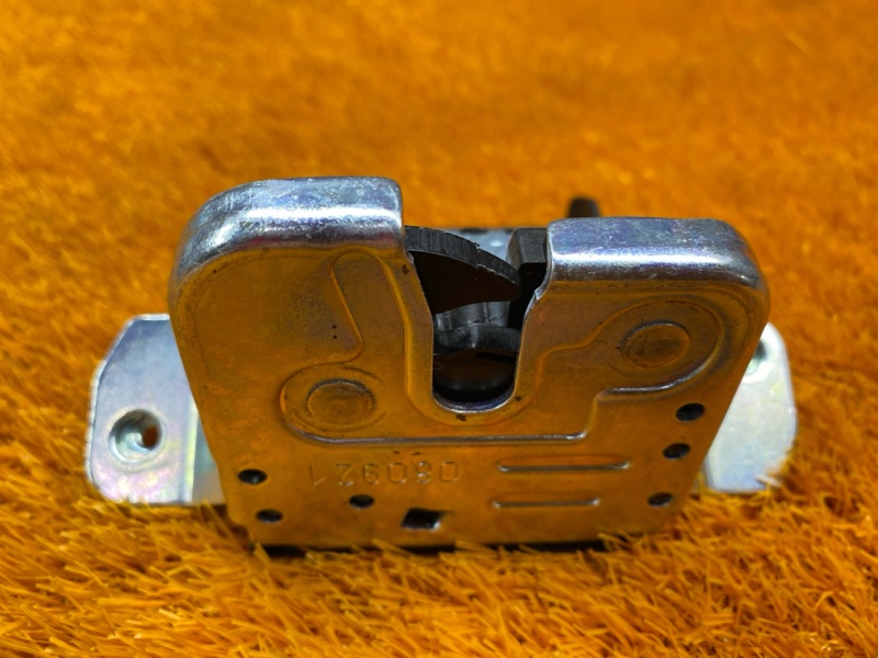 замок багажника, 9000 рублей, Красноярск