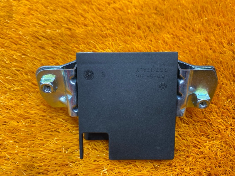 замок багажника, 9000 рублей, Красноярск