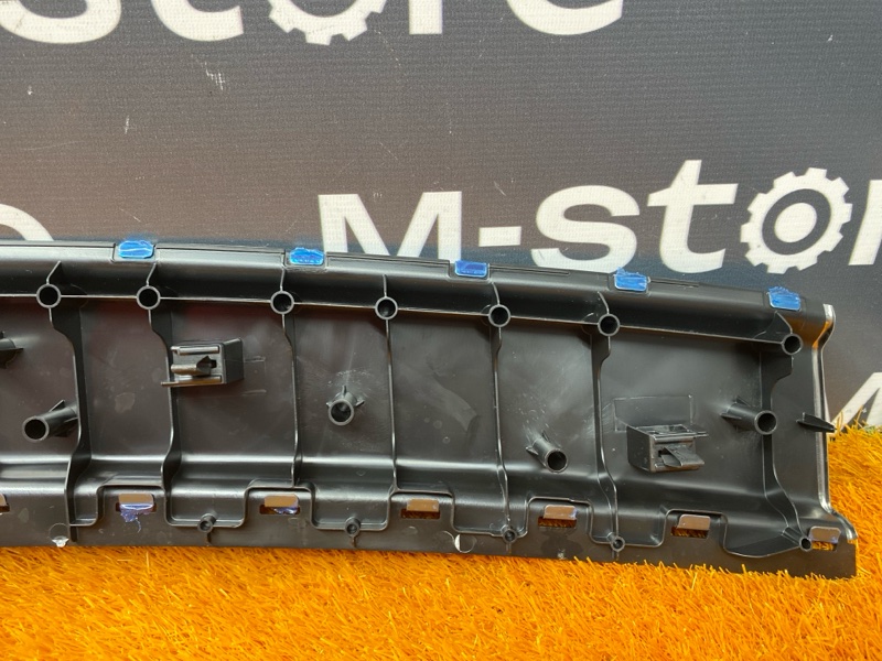 Накладка замка багажника, 1900 рублей, Красноярск