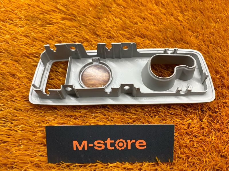 Накладка плафона освещения, 280 рублей, Красноярск