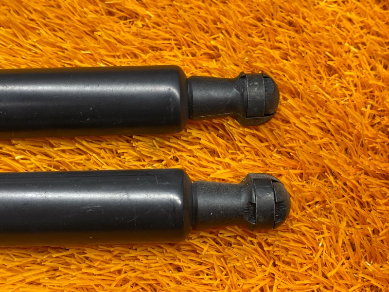 амортизатор багажника, 1000 рублей, Красноярск