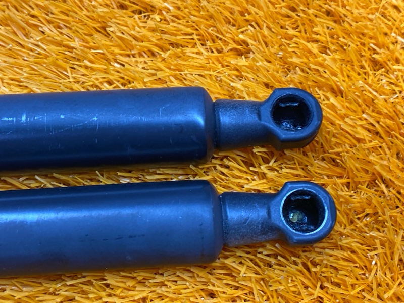 амортизатор багажника, 1000 рублей, Красноярск