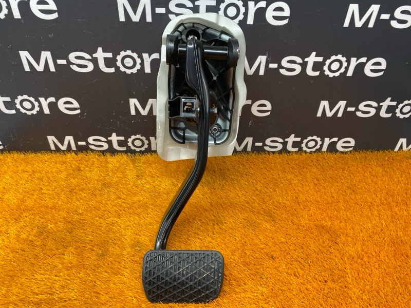 педаль тормоза, 2380 рублей, Красноярск