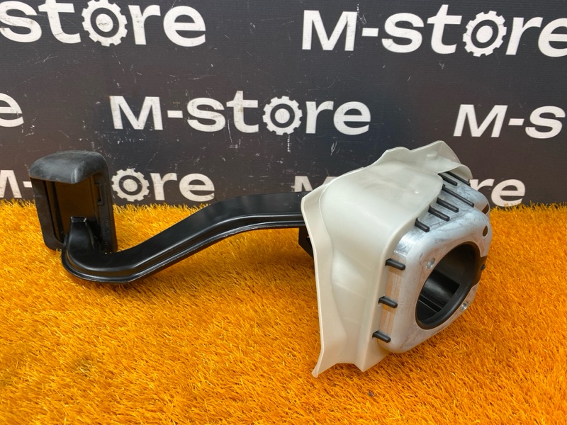 педаль тормоза, 2380 рублей, Красноярск