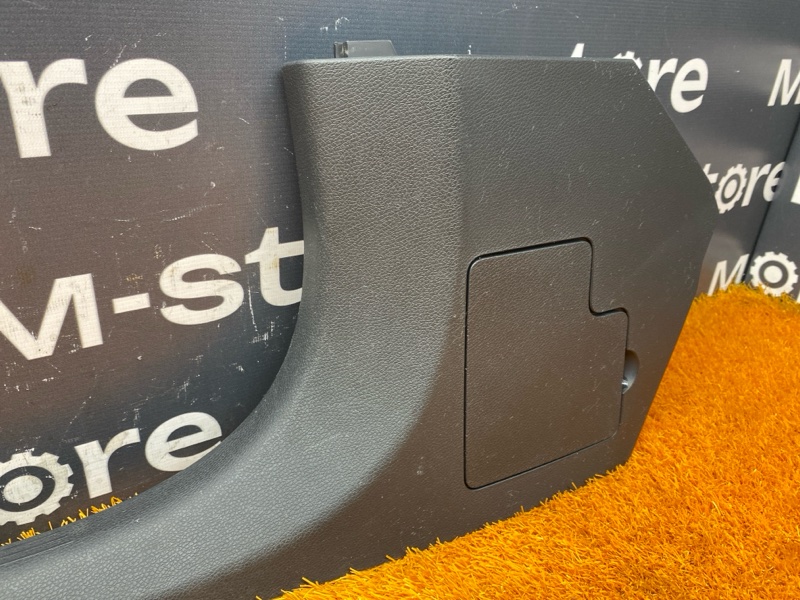 Накладка на порог салона, 950 рублей, Красноярск