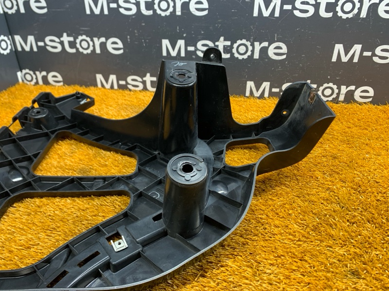 крепление бампера, 1500 рублей, Красноярск