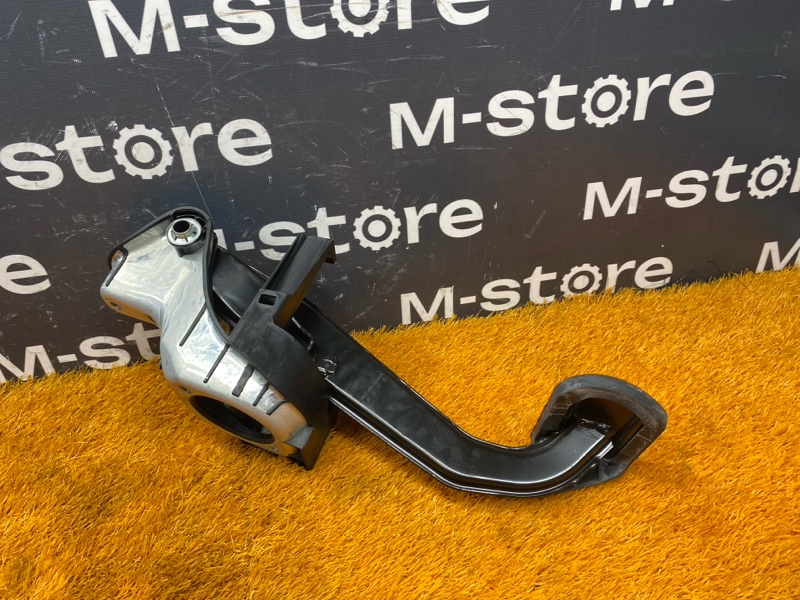 педаль тормоза, 400 рублей, Красноярск