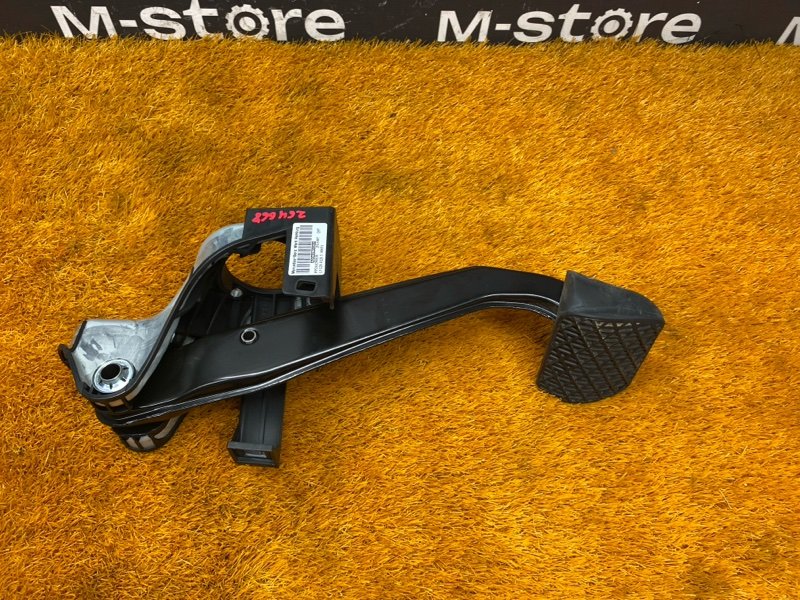 педаль тормоза, 400 рублей, Красноярск