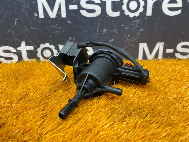 Клапан вентиляции топливного бака, 1430 рублей, Красноярск