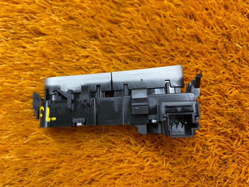 Кнопка подогрева сидений, 800 рублей, Красноярск