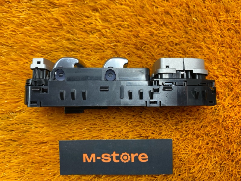 Блок управления стеклоподъемниками, 7680 рублей, Красноярск