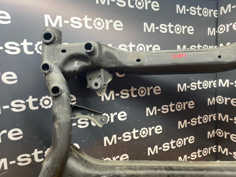 Балка поперечная (подрамник), 25000 рублей, Красноярск