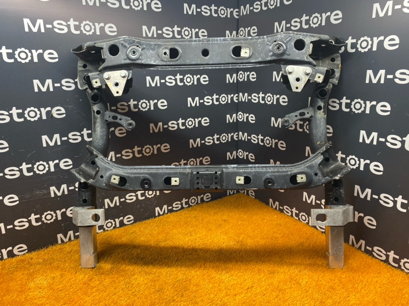 Балка поперечная (подрамник), 25000 рублей, Красноярск