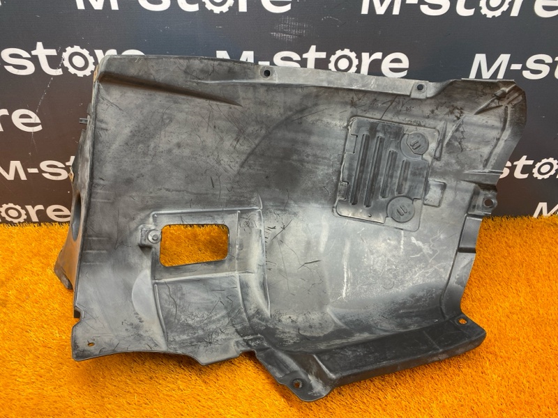 подкрылок, 7380 рублей, Красноярск