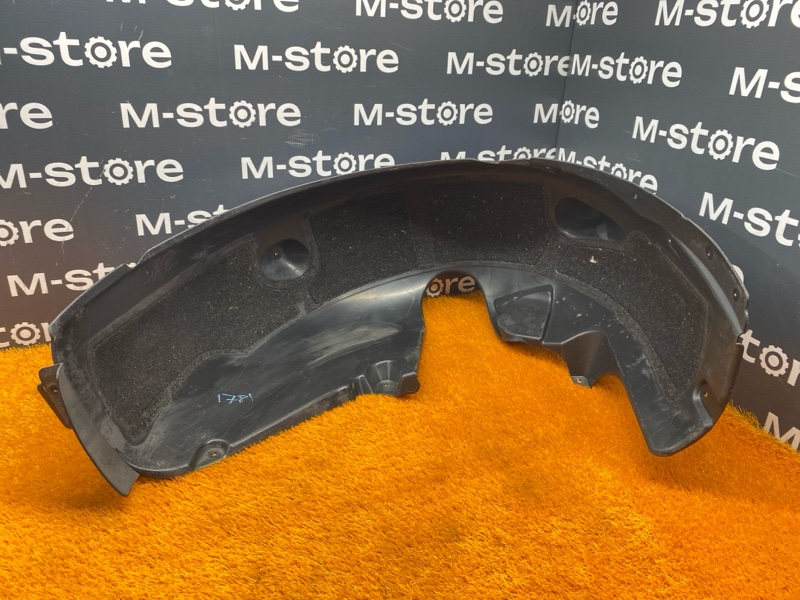 подкрылок, 450 рублей, Красноярск