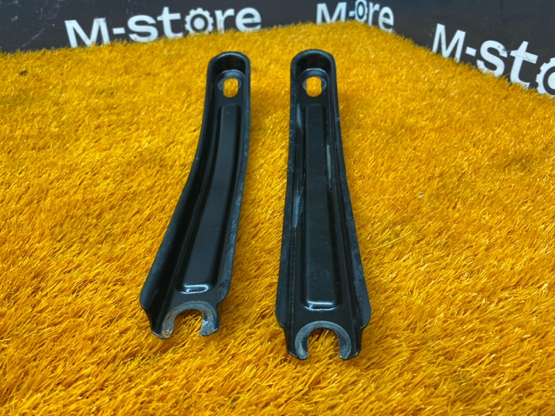 кронштейн, 460 рублей, Красноярск