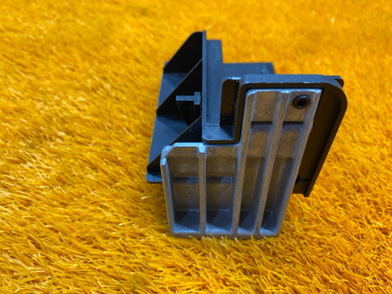 Кронштейн полки багажника, 280 рублей, Красноярск