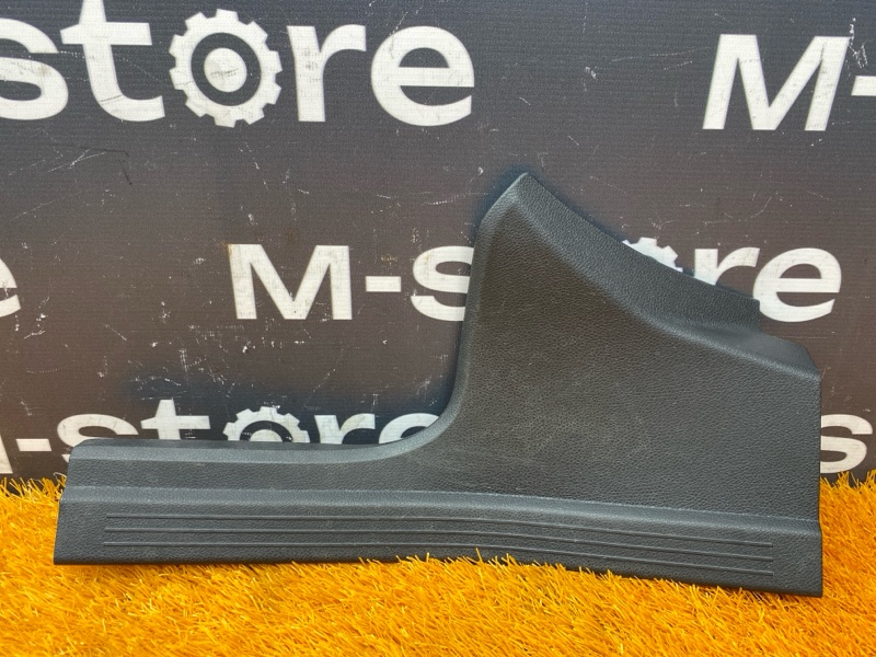 Накладка на порог салона, 400 рублей, Красноярск