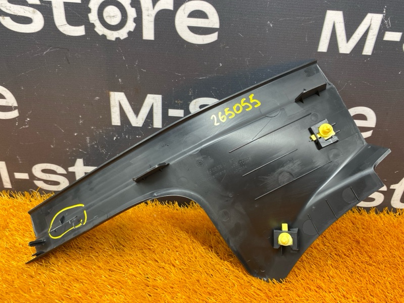 Накладка на порог салона, 400 рублей, Красноярск