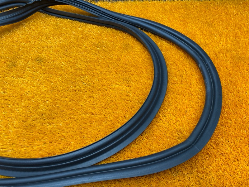 Уплотнитель багажника, 640 рублей, Красноярск