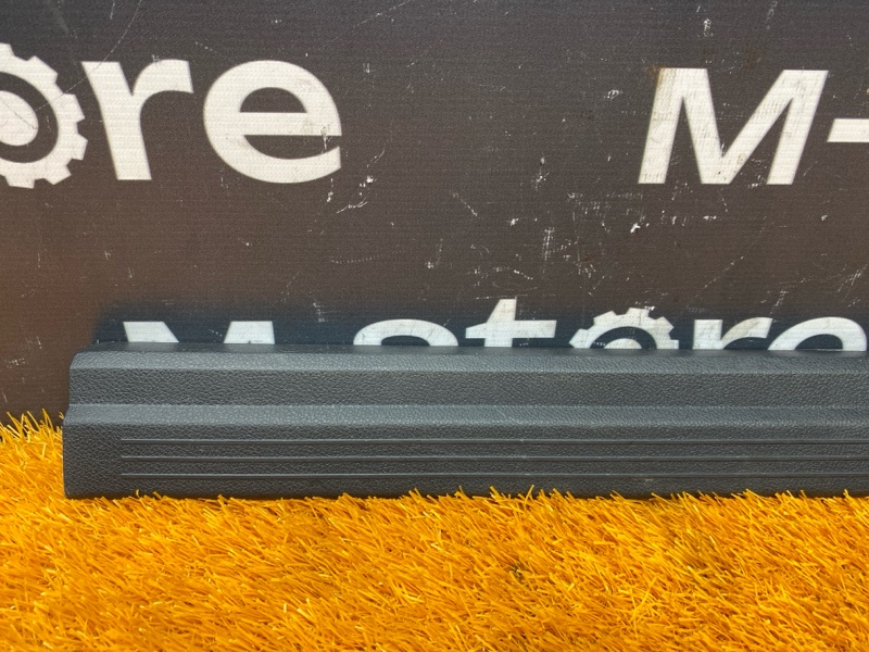 Накладка на порог салона, 300 рублей, Красноярск