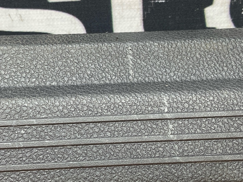 Накладка на порог салона, 300 рублей, Красноярск