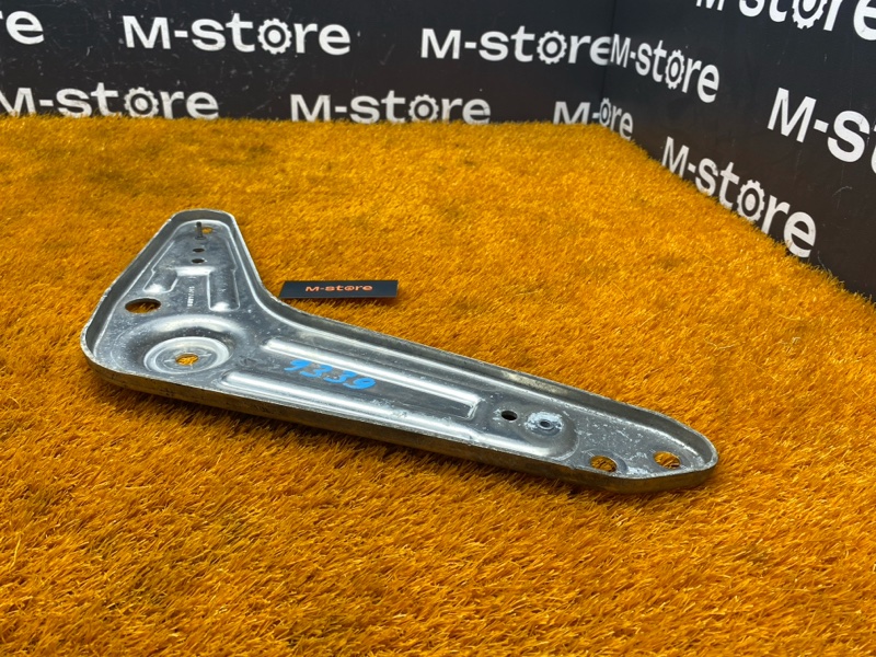 Кронштейн балки, 300 рублей, Красноярск