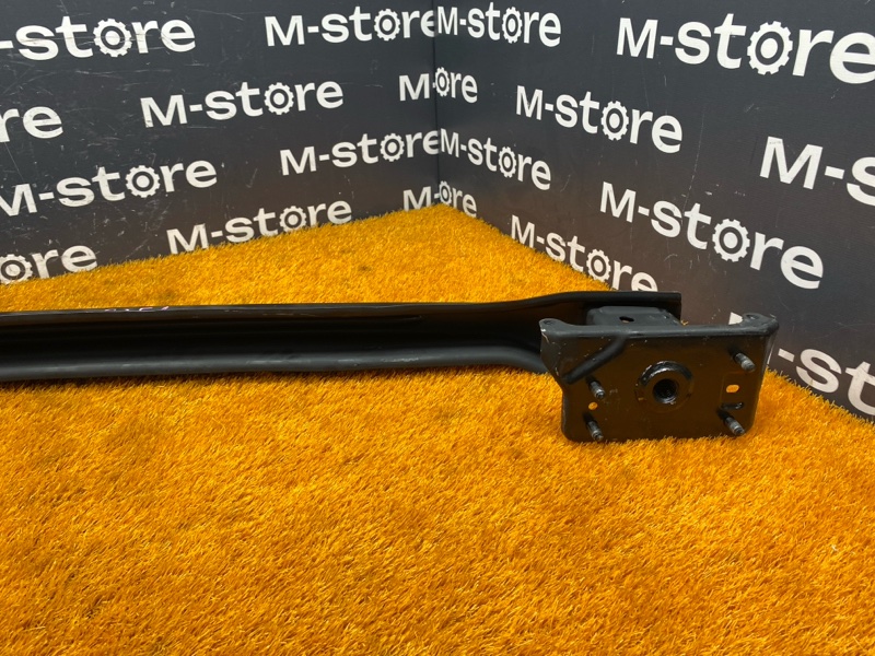 усилитель бампера, 3840 рублей, Красноярск