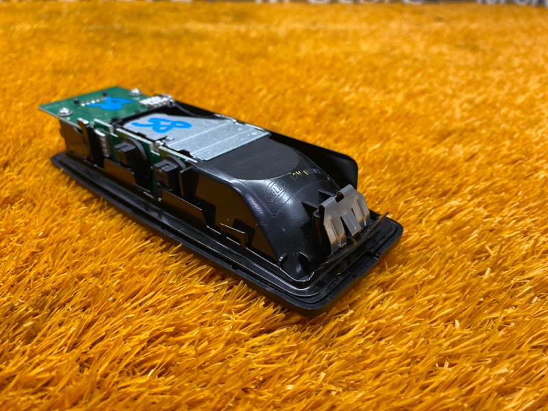 плафон освещения, 540 рублей, Красноярск