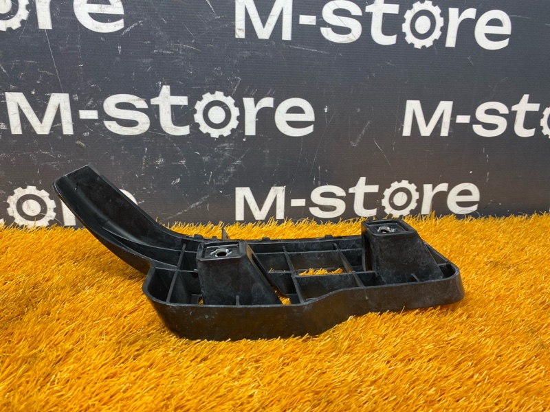 крепление бампера, 1500 рублей, Красноярск