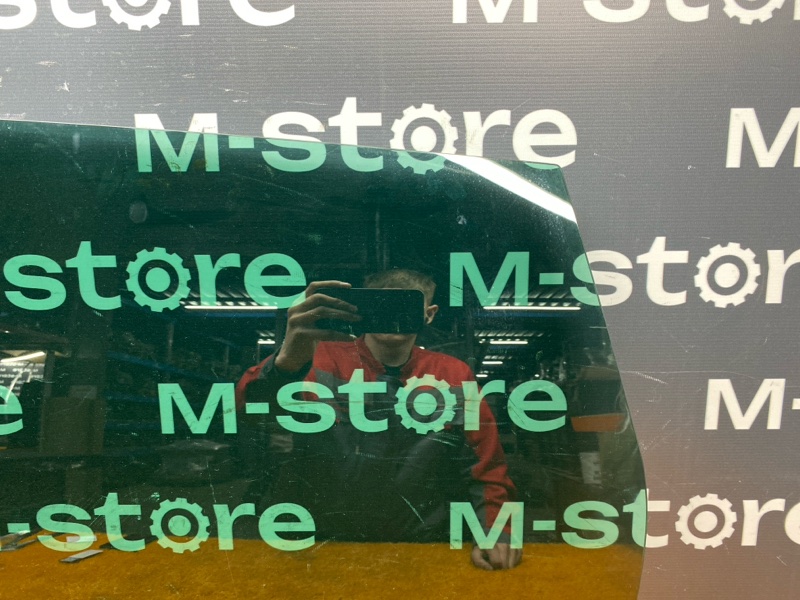 Стекло боковое, 1900 рублей, Красноярск