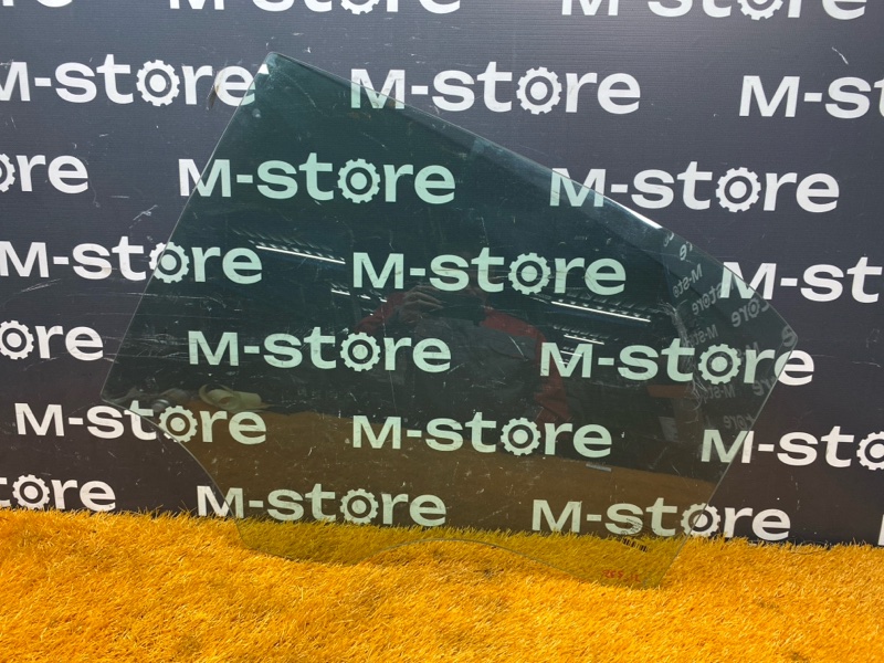 Стекло боковое, 950 рублей, Красноярск